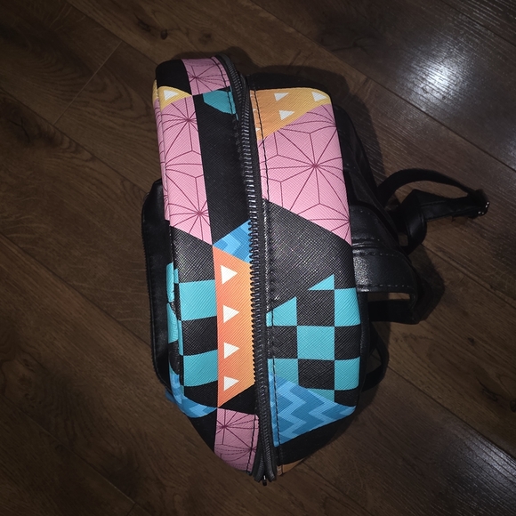 Geometric Pattern Mini Backpack - Picture 2 of 4